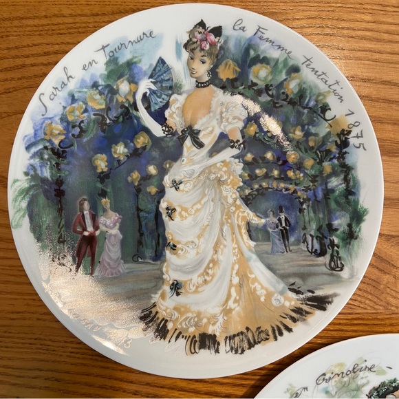 French Women Collector Plates set of 2 FR. GANGAV 1976 France - Picture 3 of 8